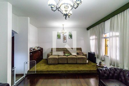 Sala de casa para alugar com 4 quartos, 400m² em Jardim Peri Peri, São Paulo