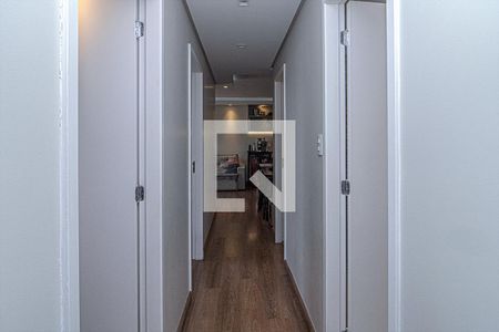 corredor para os cômodos_2 de apartamento à venda com 3 quartos, 85m² em Vila Gumercindo, São Paulo