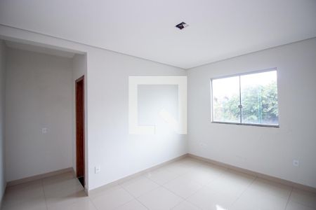 Quarto Suíte de casa para alugar com 5 quartos, 230m² em Niterói, Betim