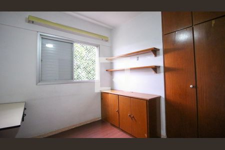 Quarto 1 de apartamento para alugar com 3 quartos, 75m² em Parque Tomas Saraiva, São Paulo