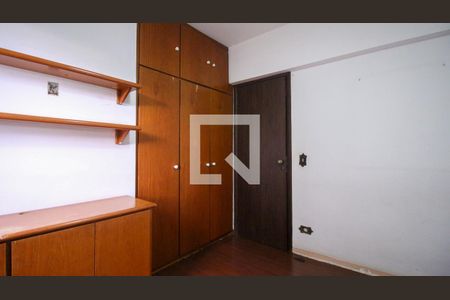 Quarto 1 de apartamento para alugar com 3 quartos, 75m² em Parque Tomas Saraiva, São Paulo