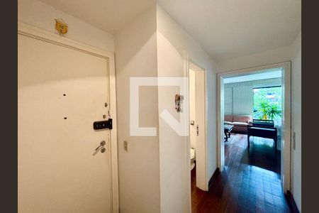 Corredor de apartamento para alugar com 4 quartos, 187m² em Gávea, Rio de Janeiro