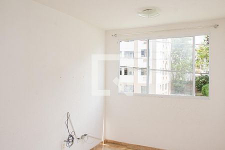 Sala de apartamento para alugar com 2 quartos, 50m² em Cosmos, Rio de Janeiro