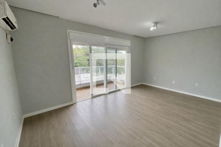 Quarto 1 de casa para alugar com 5 quartos, 600m² em Espírito Santo, Porto Alegre