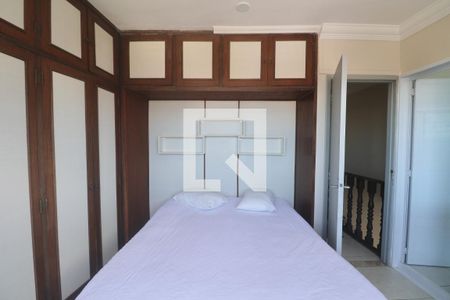 Suíte de apartamento para alugar com 3 quartos, 120m² em Jardim Las Palmas, Guarujá