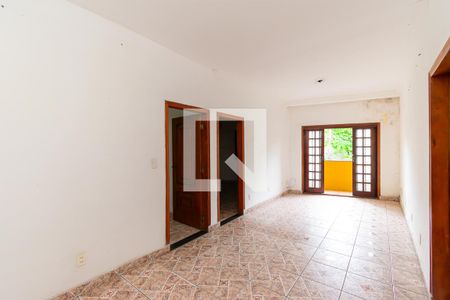 Sala de casa para alugar com 3 quartos, 220m² em Vila Ester, São Paulo