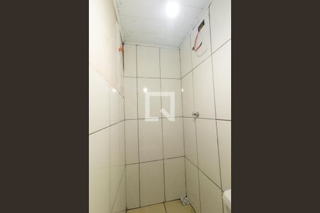 Banheiro Social de casa para alugar com 1 quarto, 35m² em Sítio Cercado, Curitiba