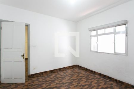 Quarto 1 de casa para alugar com 2 quartos, 180m² em Vila Taquari, São Paulo