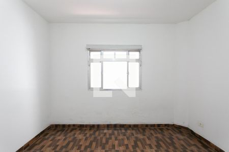 Quarto 1 de casa para alugar com 2 quartos, 180m² em Vila Taquari, São Paulo