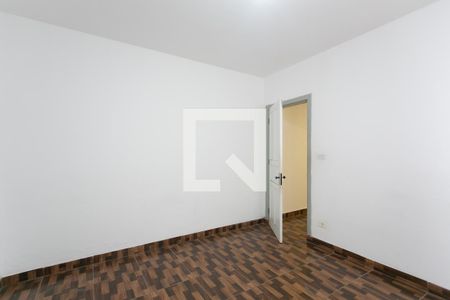 Quarto 1 de casa para alugar com 2 quartos, 180m² em Vila Taquari, São Paulo