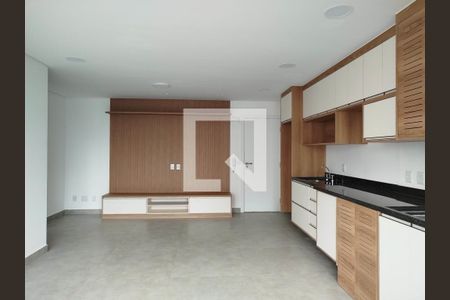 Sala e cozinha de apartamento para alugar com 2 quartos, 63m² em Vila Azevedo, São Paulo
