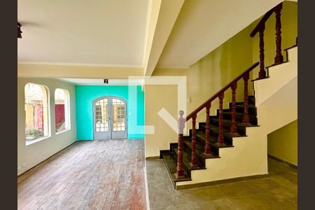 Sala de casa para alugar com 7 quartos, 148m² em Jardim Bom Clima, Guarulhos