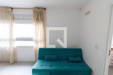 Sala/Cozinha de apartamento para alugar com 1 quarto, 27m² em Centro Histórico, Porto Alegre