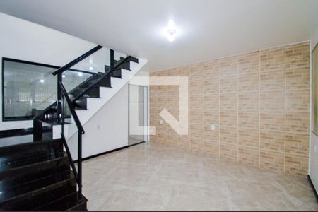 Sala de casa para alugar com 2 quartos, 298m² em Vila Augusta, Guarulhos