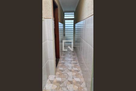 Casa para alugar com 4 quartos, 220m² em Jardim Maria Augusta, Taubaté