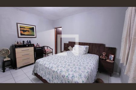 Casa para alugar com 2 quartos, 290m² em Vila Ercilia, Itaquaquecetuba
