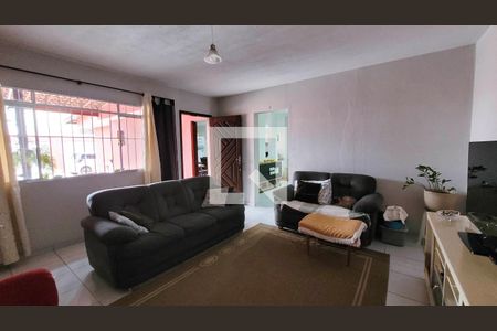 Casa para alugar com 2 quartos, 290m² em Vila Ercilia, Itaquaquecetuba