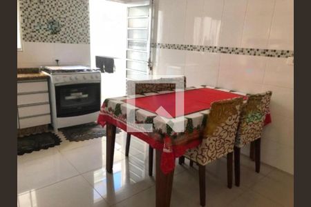 Casa à venda com 3 quartos, 130m² em Jardim Porteira Grande, São Paulo