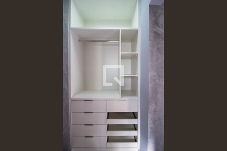 Quarto de kitnet/studio para alugar com 1 quarto, 62m² em Jardim Abatia, Sorocaba