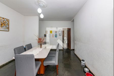 Casa à venda com 3 quartos, 360m² em Alto Caiçaras, Belo Horizonte