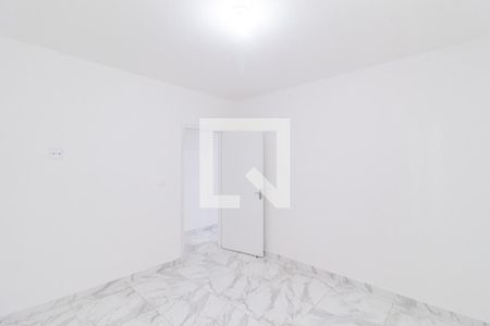 Quarto 1 de casa para alugar com 2 quartos, 125m² em Jardim Tonato, Carapicuíba