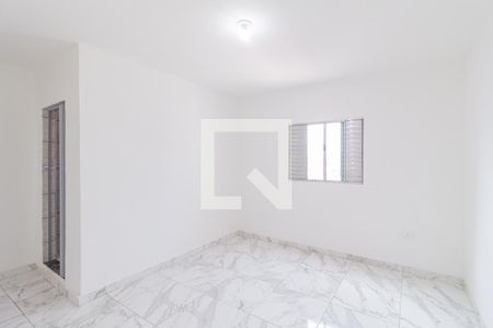 Suíte de casa para alugar com 2 quartos, 125m² em Jardim Tonato, Carapicuíba