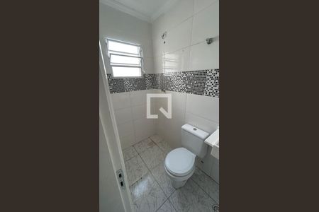 Banheiro de casa para alugar com 2 quartos, 101m² em Burgo Paulista, São Paulo