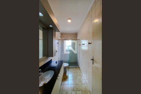 Banheiro da Suíte de casa para alugar com 3 quartos, 190m² em Vila Invernada, São Paulo