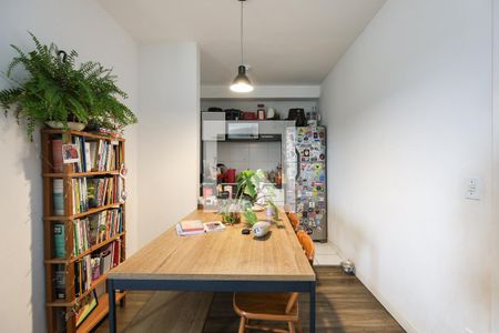 Sala de apartamento para alugar com 2 quartos, 54m² em Jardim Monte Alegre, Taboão da Serra