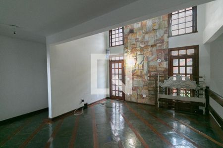 Casa de Condomínio à venda com 5 quartos, 371m² em Planalto, Belo Horizonte