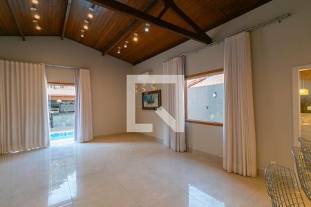 Quarto de casa à venda com 3 quartos, 360m² em Serrano, Belo Horizonte