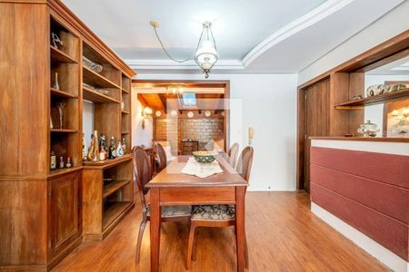 Sala de casa de condomínio à venda com 2 quartos, 175m² em Jardim Isabel, Porto Alegre
