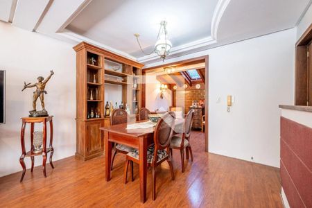 Sala de casa de condomínio à venda com 2 quartos, 175m² em Jardim Isabel, Porto Alegre