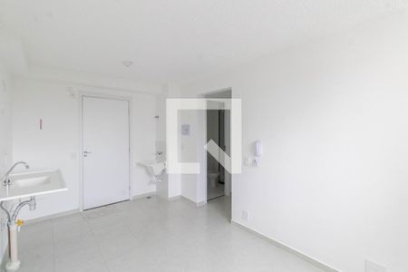 Sala/Cozinha/Área de Serviço de apartamento para alugar com 2 quartos, 34m² em Guaianases, São Paulo