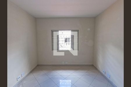 Casa à venda com 3 quartos, 240m² em Chácara Inglesa, São Paulo