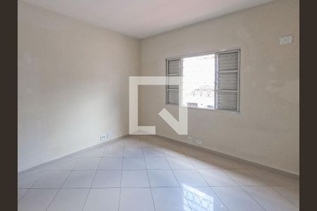 Casa à venda com 3 quartos, 240m² em Chácara Inglesa, São Paulo