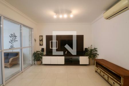 Sala de apartamento para alugar com 3 quartos, 168m² em Parque Enseada, Guarujá