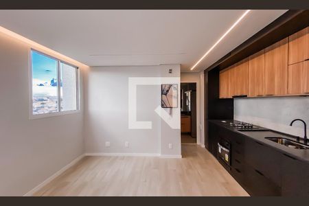 Sala/Cozinha de apartamento à venda com 1 quarto, 35m² em Vila Nova, São Paulo