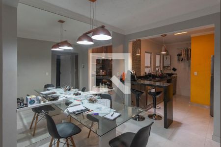 Sala de apartamento à venda com 2 quartos, 72m² em Vila Marieta, Campinas
