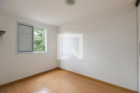 Quarto 2 de apartamento para alugar com 2 quartos, 52m² em Jardim Umuarama, São Paulo