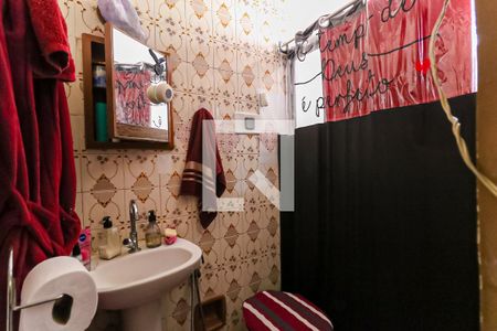 Banheiro de apartamento à venda com 1 quarto, 34m² em Inhaúma, Rio de Janeiro