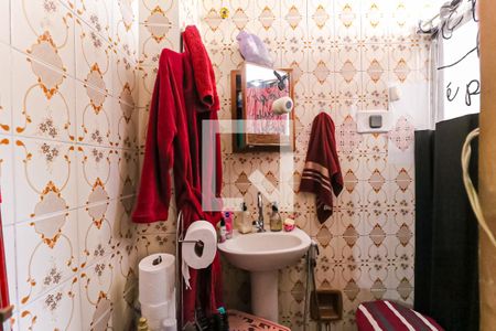 Banheiro de apartamento à venda com 1 quarto, 34m² em Inhaúma, Rio de Janeiro