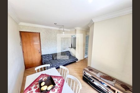 Sala de apartamento à venda com 3 quartos, 76m² em Jardim Santa Ines, São Paulo
