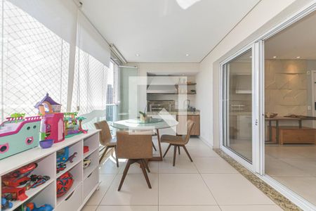 Varanda de apartamento à venda com 3 quartos, 129m² em Paraíso do Morumbi, São Paulo