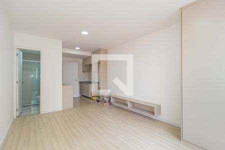 Quarto/Sala de kitnet/studio à venda com 1 quarto, 22m² em Brás, São Paulo