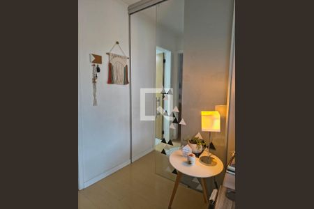 Sala de apartamento à venda com 2 quartos, 60m² em Vila Nova, Novo Hamburgo