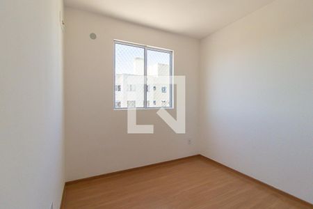 Quarto 1 de apartamento para alugar com 2 quartos, 49m² em Uberaba, Curitiba