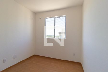 Quarto 1 de apartamento para alugar com 2 quartos, 49m² em Uberaba, Curitiba