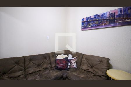 Casa à venda com 2 quartos, 250m² em Jardim Clara Regina, São Paulo