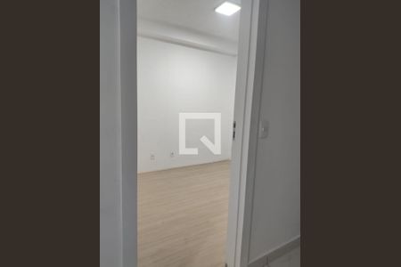 Quarto de apartamento para alugar com 2 quartos, 30m² em Jardim Sabara, São Paulo